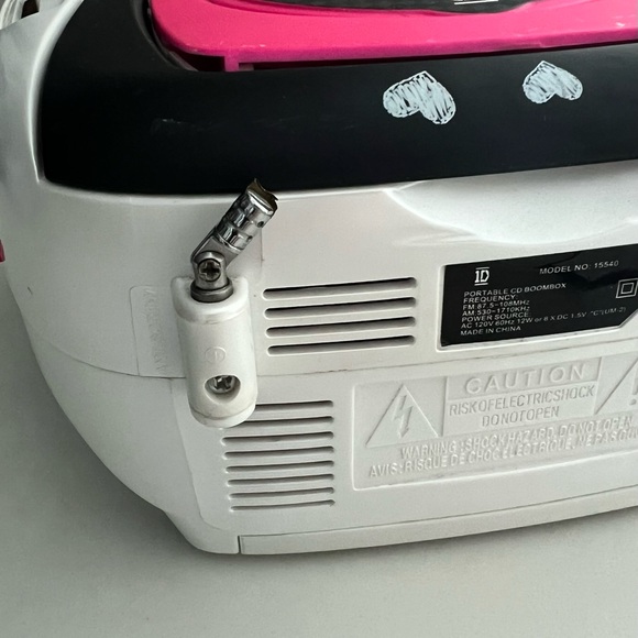 1D Pink and White Boombox with Ergonomic Design - Picture 8 of 11